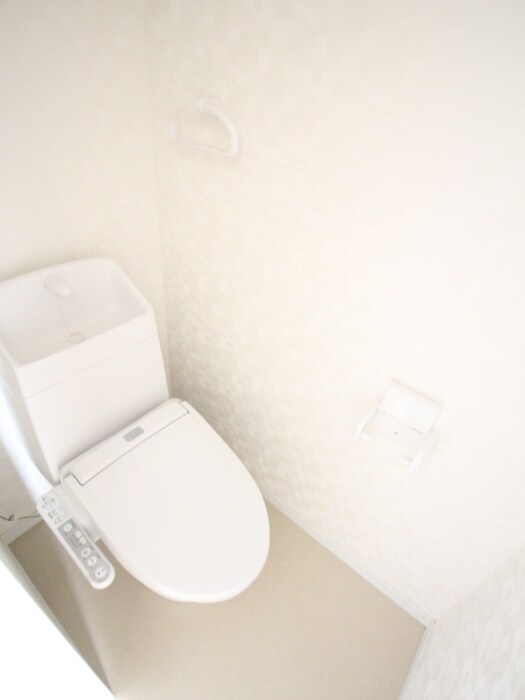 物件内観写真16　(トイレ)