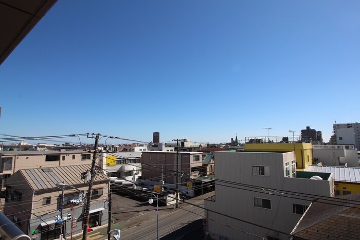 物件内観写真18　(室内からの展望)