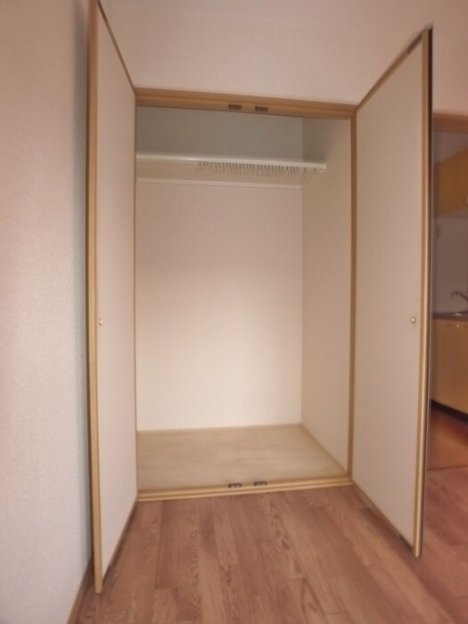 物件内観写真11　(収納)