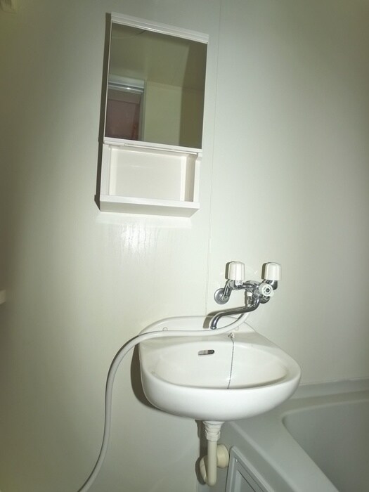 物件内観写真12　(洗面)