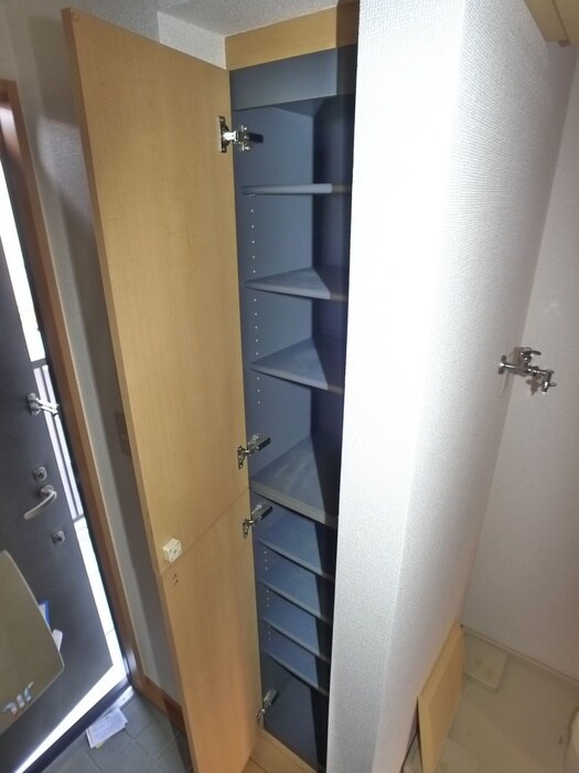 物件内観写真17　(靴箱)