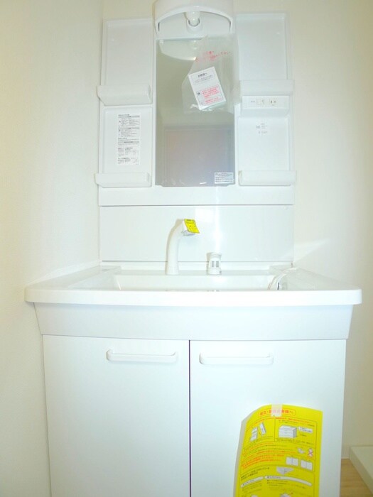 物件内観写真13　(洗面)