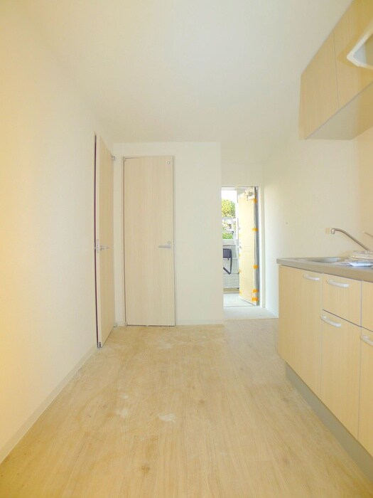 物件内観写真19　(廊下)