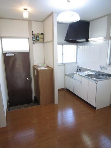 物件内観写真11　(廊下)