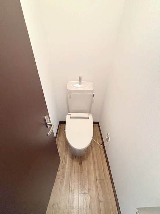 物件内観写真12　(トイレ)