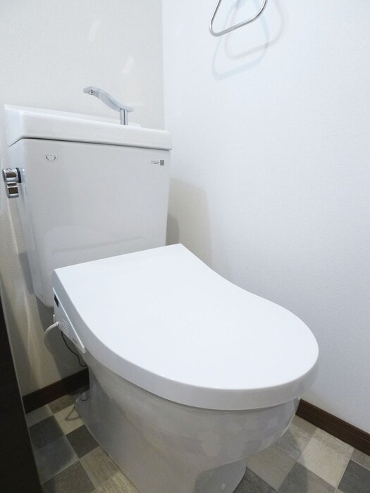 物件内観写真13　(トイレ)