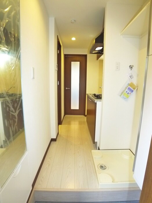 物件内観写真15　(玄関)