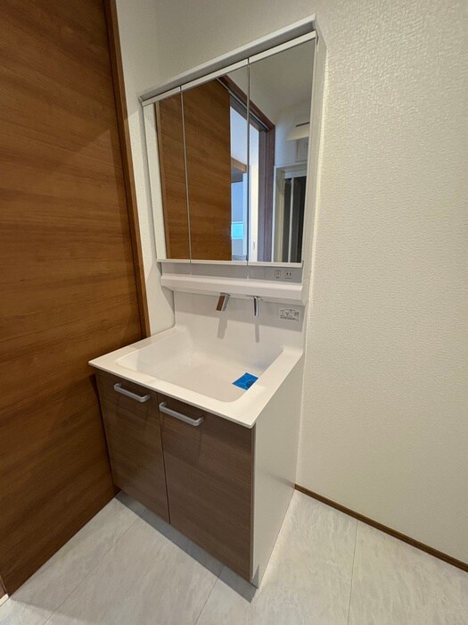 物件内観写真8　(洗面)