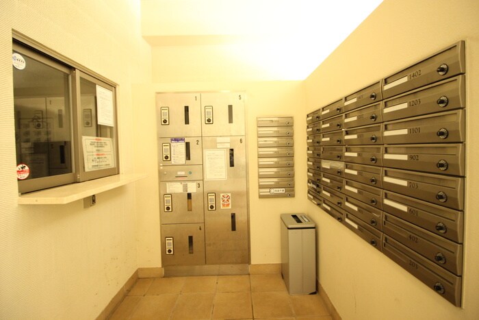 物件外観写真4　(建物設備)