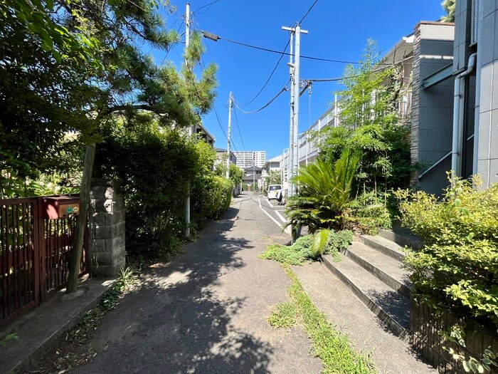 物件外観写真3　(周辺環境)