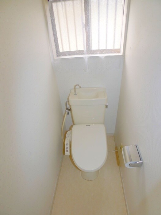 物件内観写真14　(トイレ)