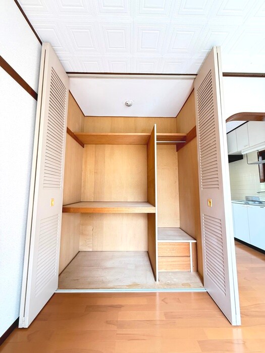 物件内観写真11　(収納)