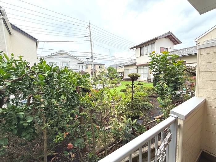 物件内観写真15　(室内からの展望)