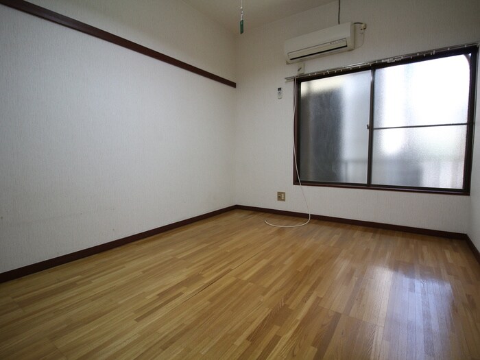 物件内観写真12　(居室)