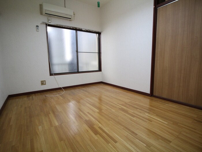 物件内観写真13　(居室)