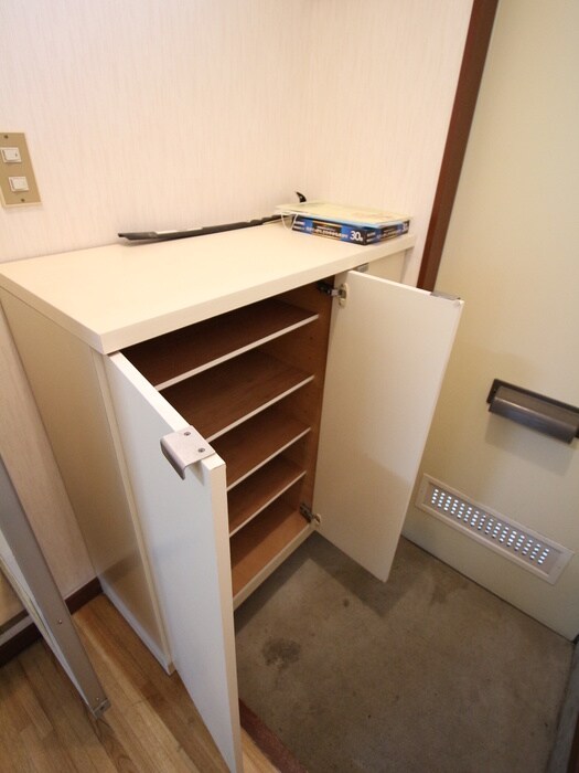 物件内観写真19　(靴箱)