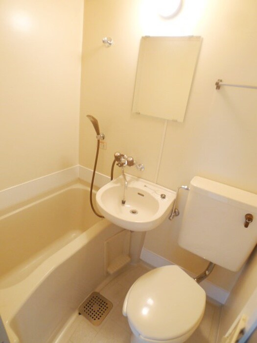 物件内観写真14　(トイレ)