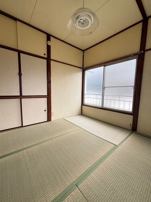 物件内観写真4　(居室)