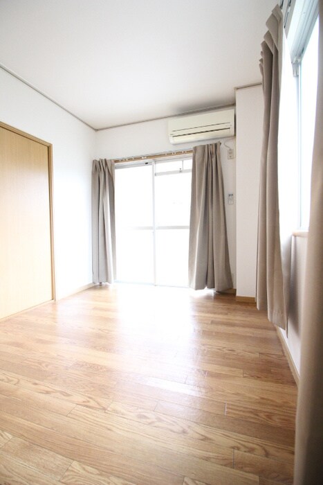 物件内観写真6　(内観写真)