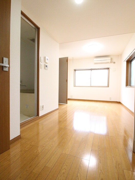 物件内観写真7　(居室)