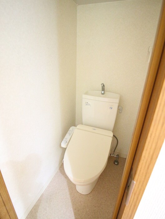 物件内観写真11　(トイレ)