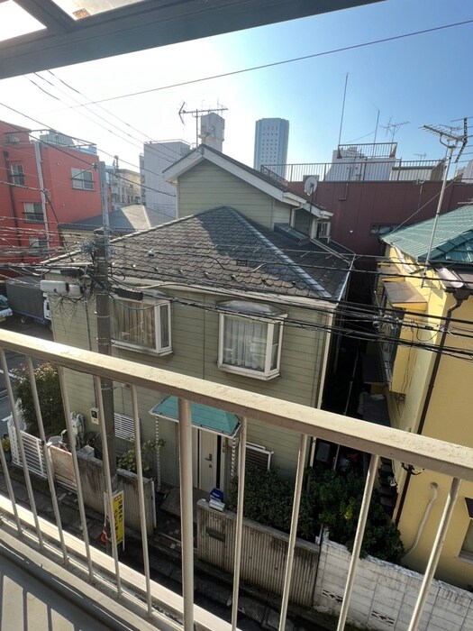 物件内観写真13　(室内からの展望)