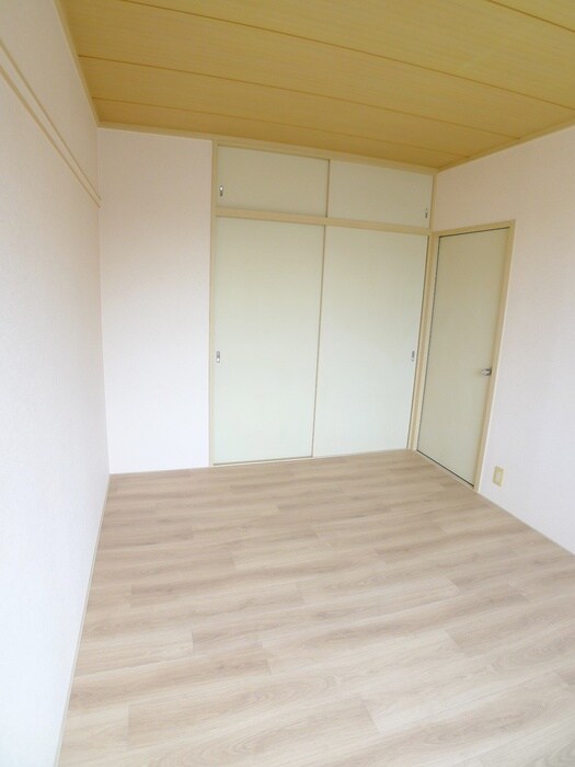 物件内観写真12　(居室)