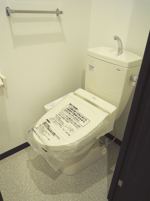 物件内観写真7　(トイレ)