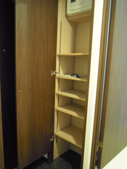 物件内観写真14　(靴箱)