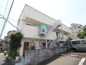 メゾンエスポア－ル外観写真