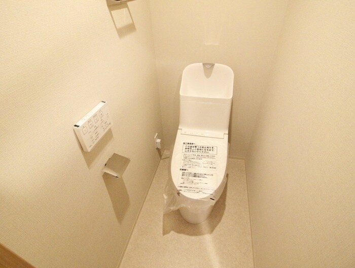 物件内観写真11　(トイレ)