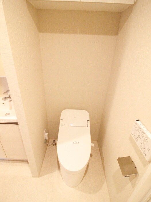 物件内観写真13　(トイレ)