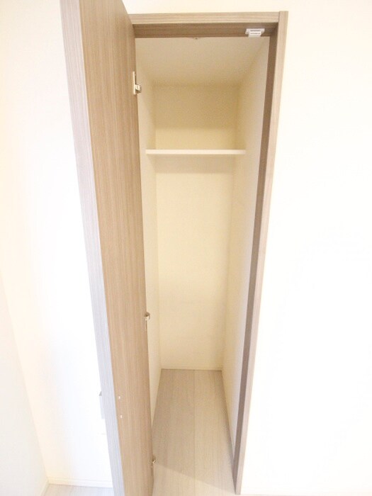 物件内観写真15　(収納)