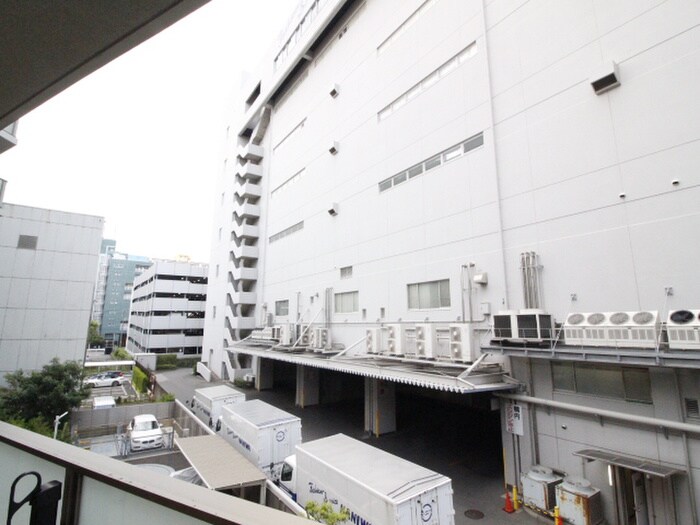 物件内観写真17　(室内からの展望)