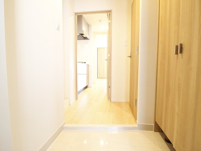 物件内観写真19　(廊下)