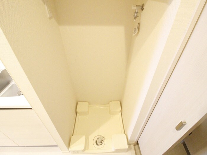 物件内観写真20　(洗濯機置場)