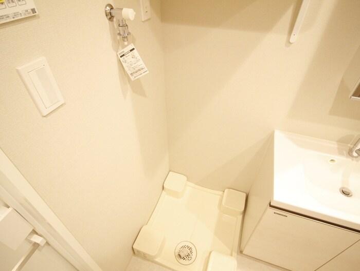 物件内観写真20　(洗濯機置場)