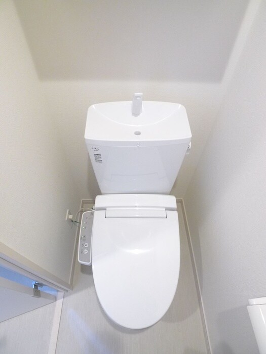 物件内観写真15　(トイレ)