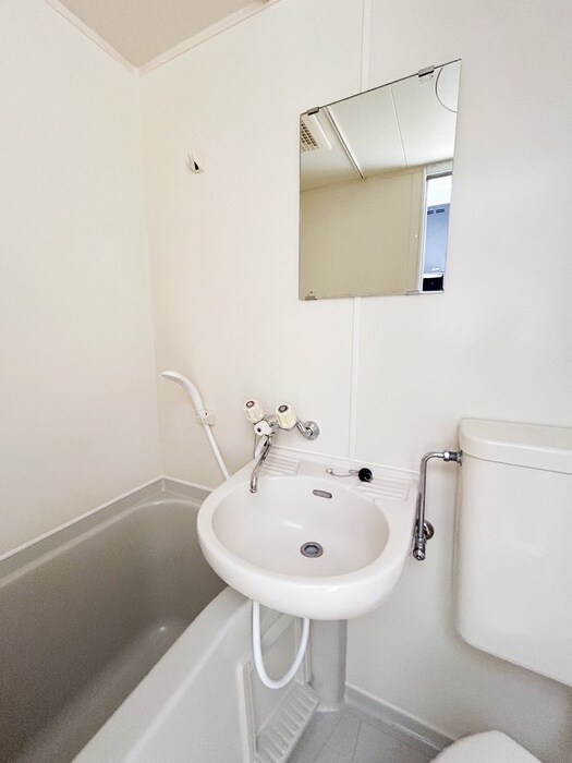 物件内観写真13　(洗面)