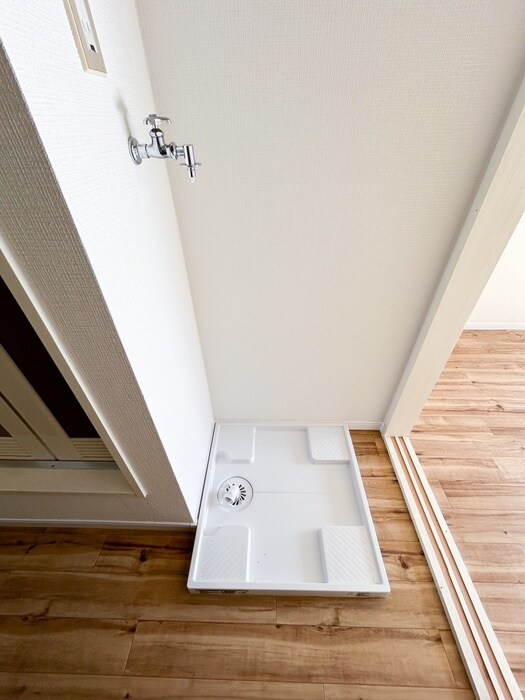 物件内観写真15　(洗濯機置場)