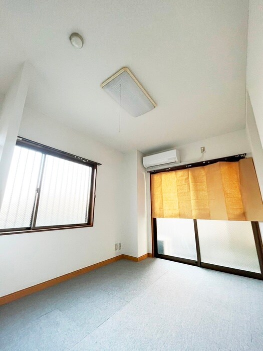 物件内観写真5　(居室)