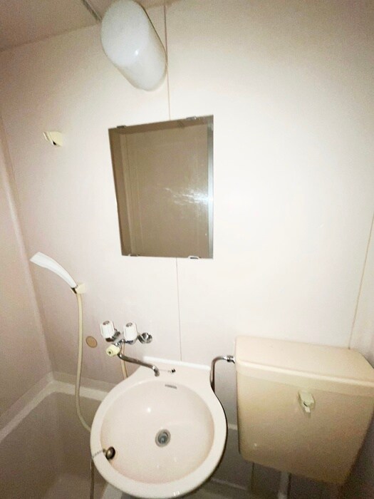 物件内観写真12　(洗面)