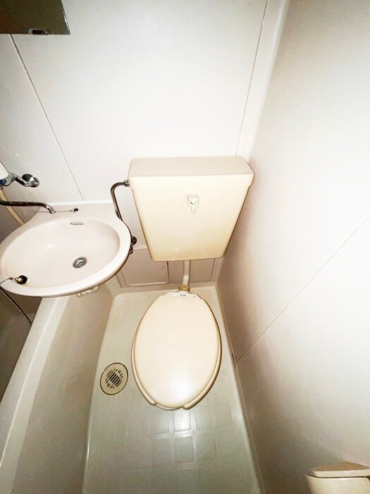 物件内観写真15　(トイレ)