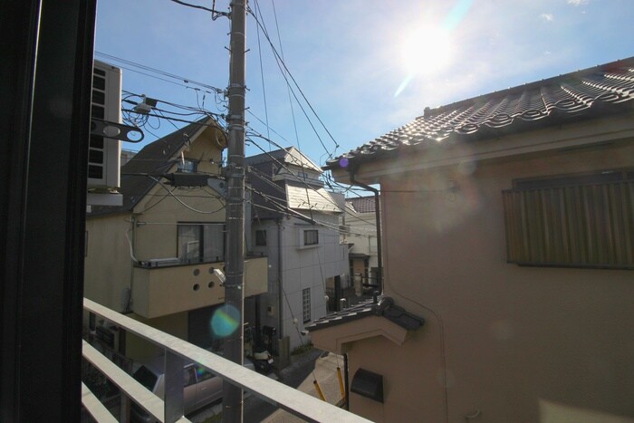 物件内観写真15　(室内からの展望)