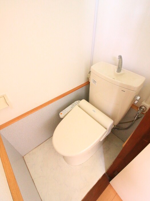 物件内観写真13　(トイレ)