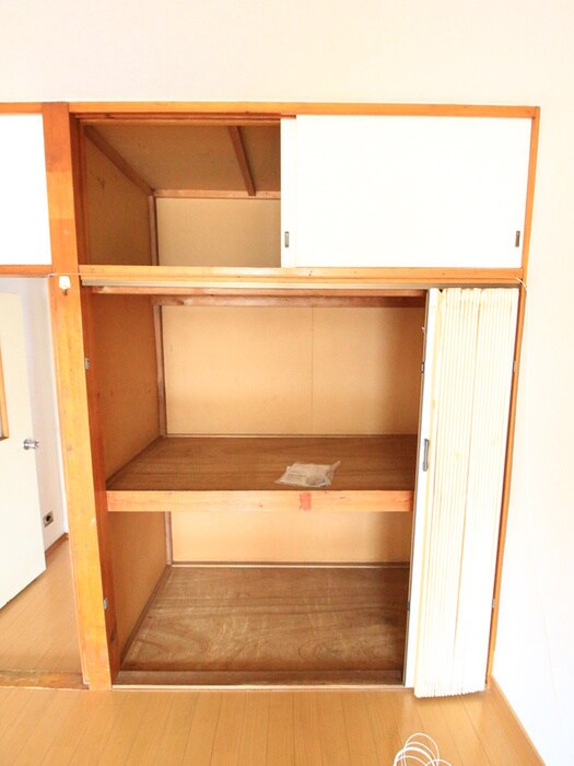 物件内観写真16　(収納)