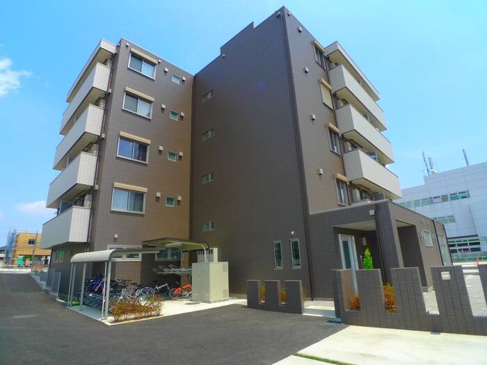 物件外観写真1　(外観写真)