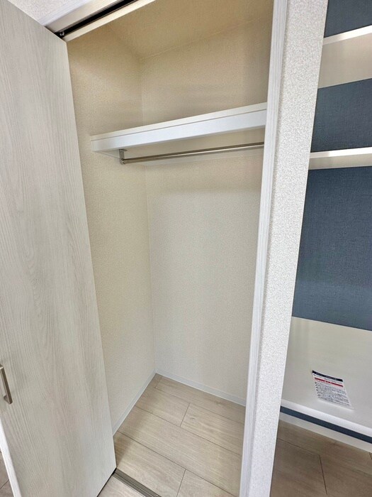 物件内観写真11　(収納)