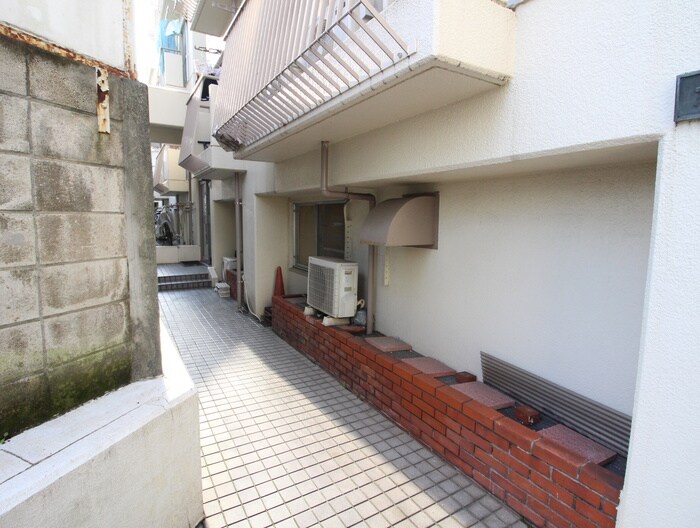 カーサ四谷の外観写真