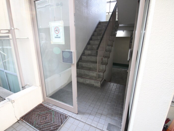 カーサ四谷のエントランス部分